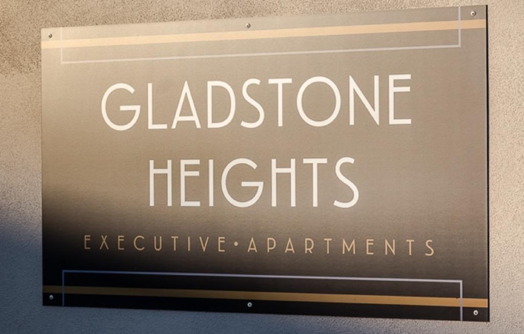 Gladstone Heights Executive Apartments ภายนอก รูปภาพ