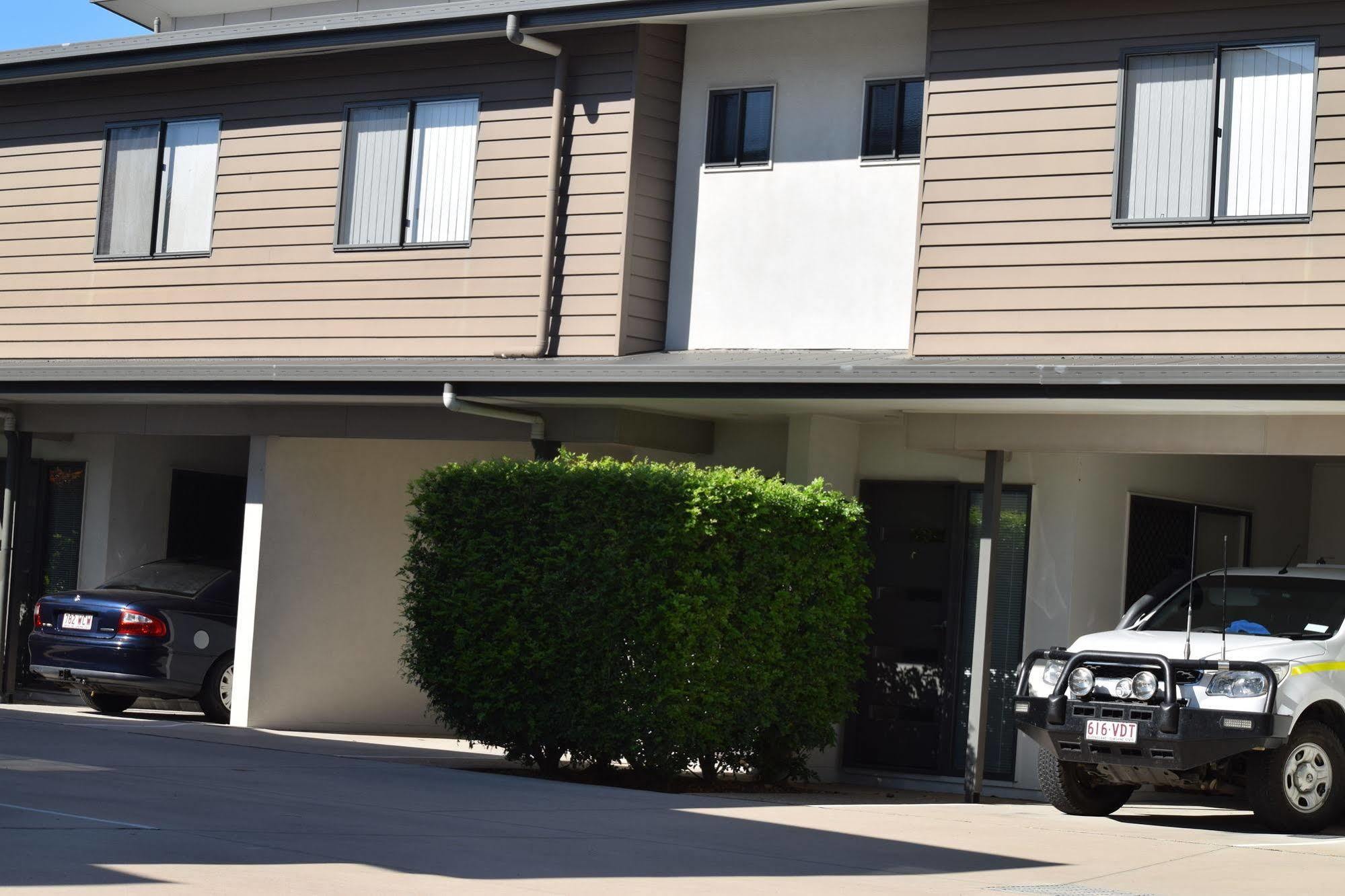 Gladstone Heights Executive Apartments ภายนอก รูปภาพ