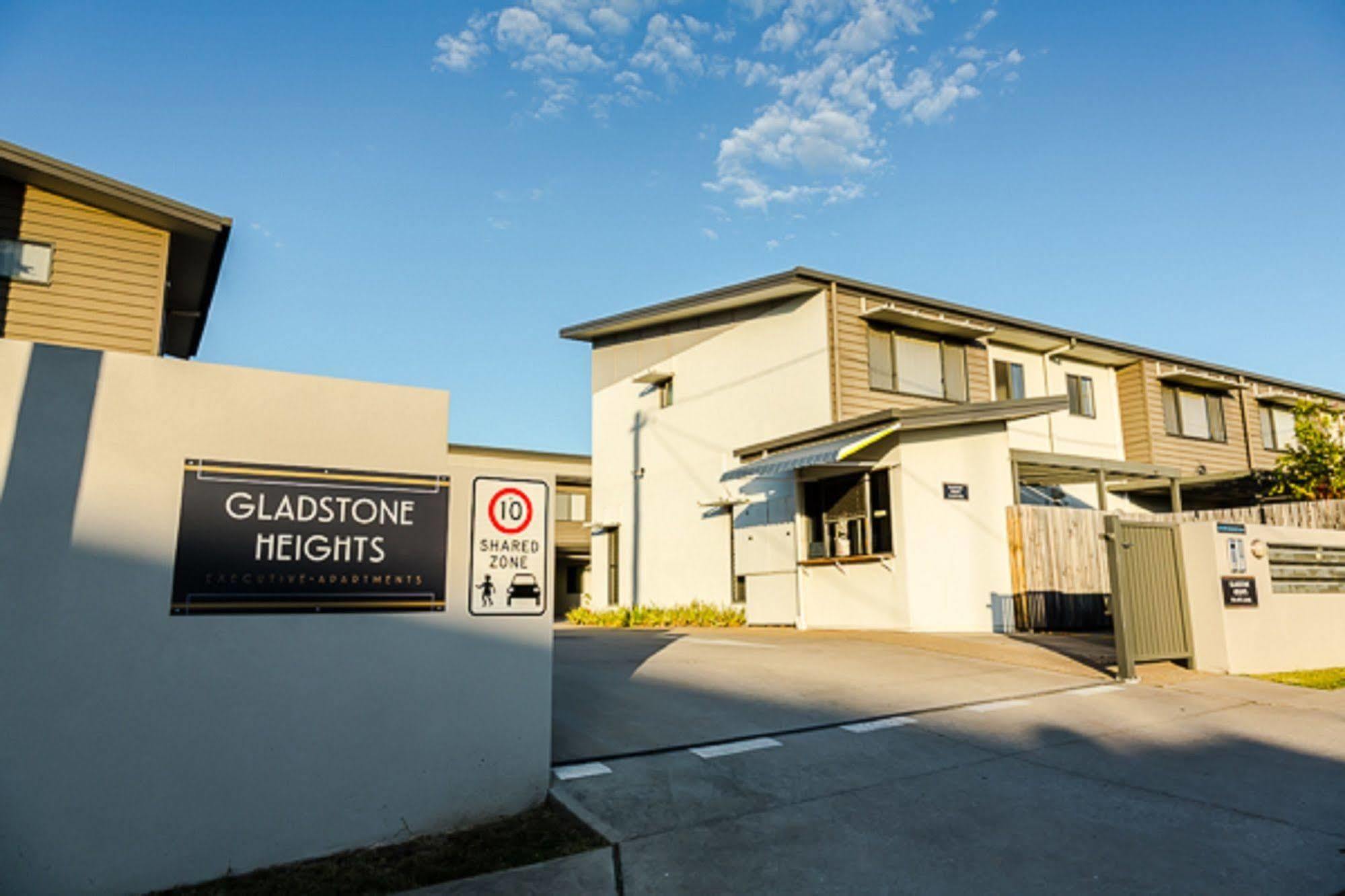 Gladstone Heights Executive Apartments ภายนอก รูปภาพ