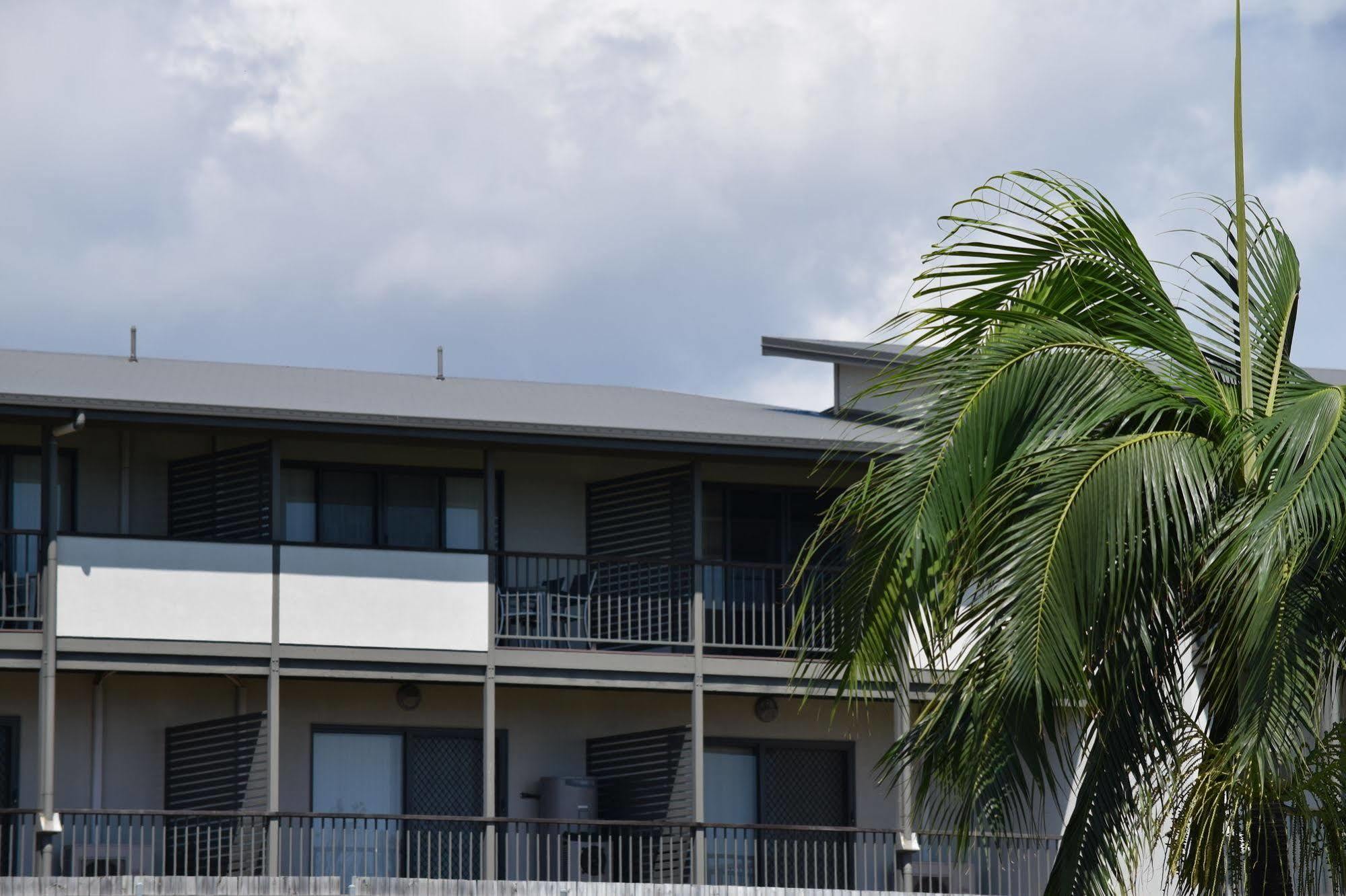 Gladstone Heights Executive Apartments ภายนอก รูปภาพ